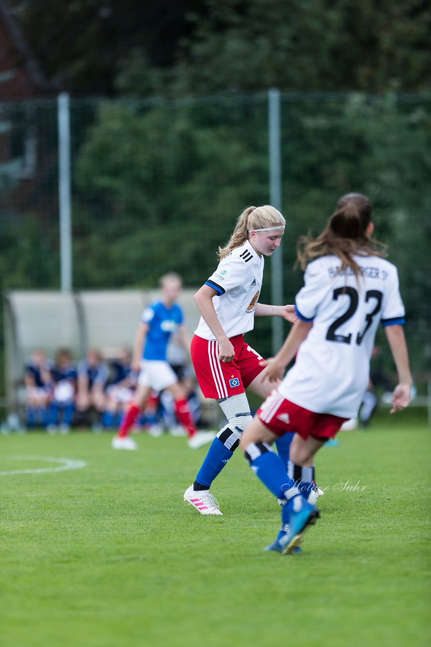 Bild 148 - wBJ Hamburger SV - Holstein Kiel : Ergebnis: 2:0